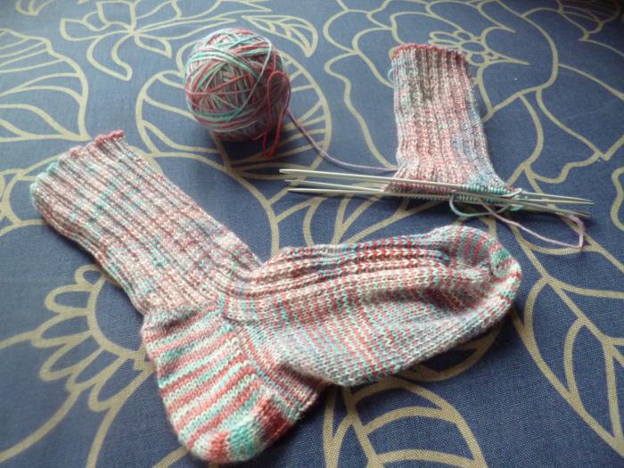 Simple socks with hand-dyed yarn