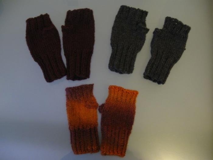 Fingerless mitts