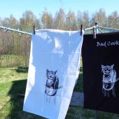 Poor cat kitchen towels